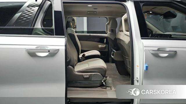 Kia The New Carnival 4th Generation 2026 Белый из Кореи, фото 2