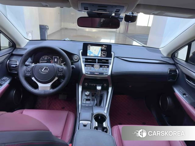 Lexus NX 2021 Серебристо-серый из Китая, фото 2