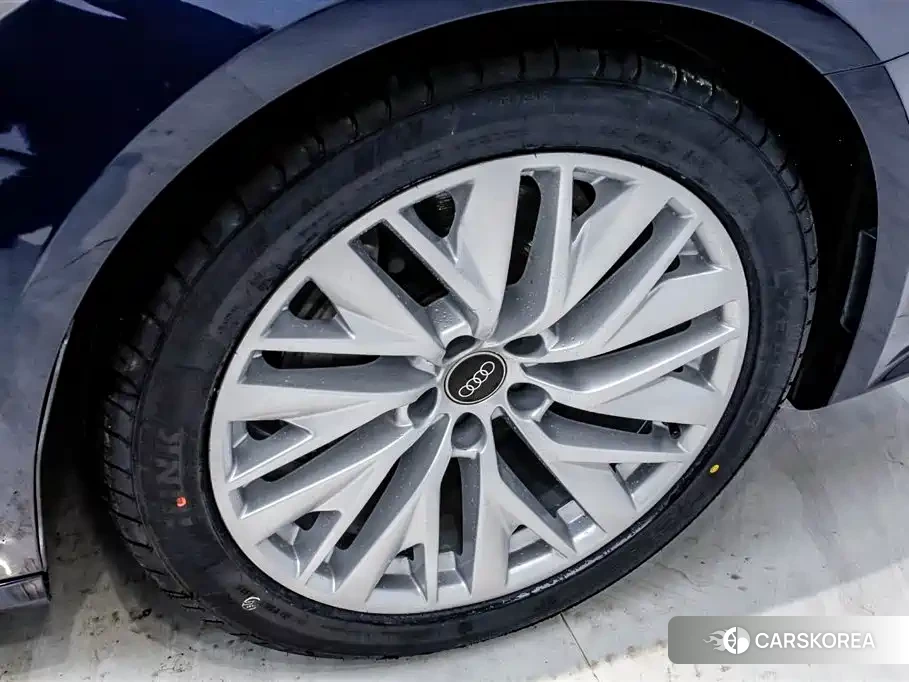 Audi A7L 2024 Синий из Китая, фото 2