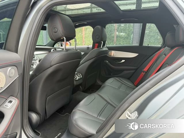 Mercedes-Benz AMG C-Class 2021 Темно-серый из Китая, фото 2