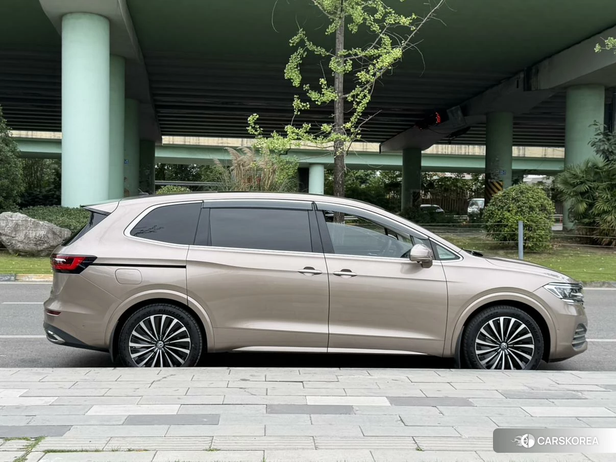 Volkswagen Viloran 2020 Шампань из Китая, фото 2