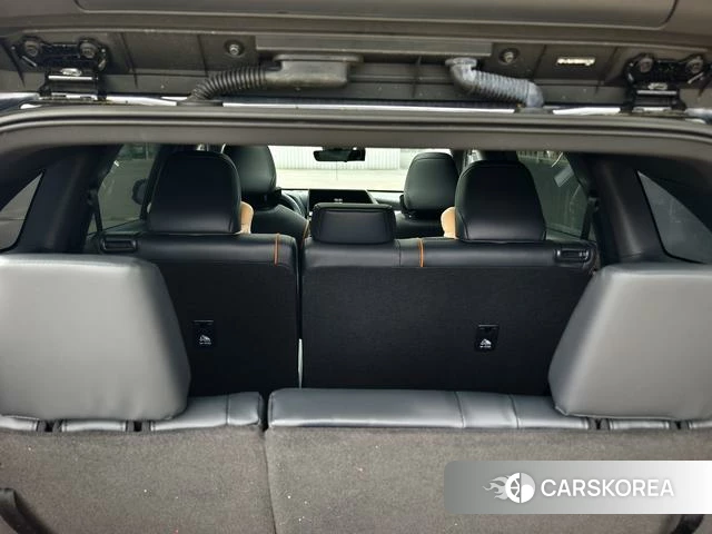 Toyota Crown 2024 Черный из Китая, фото 2