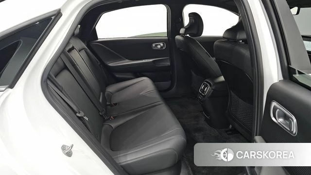 Hyundai Ionic 6 2024 Белый из Кореи, фото 2