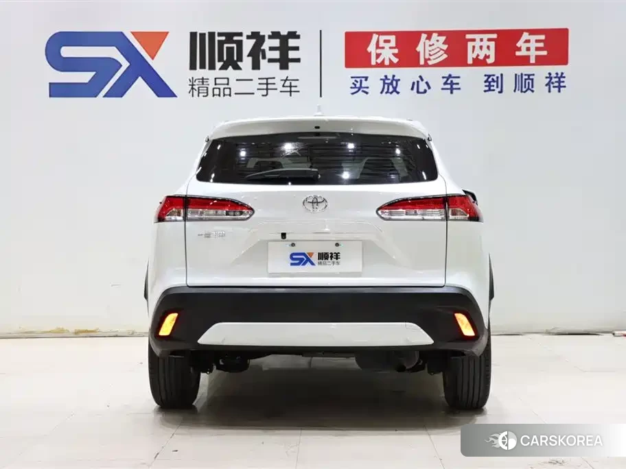 Toyota Corolla 2025 Белый из Китая, фото 2