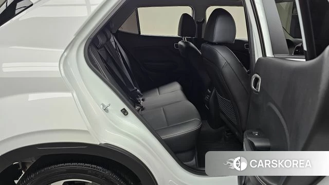Hyundai Venue 2026 Белый из Кореи, фото 2