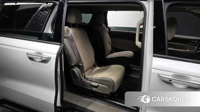 Kia The New Carnival 4th Generation 2025 Белый из Кореи, фото 2