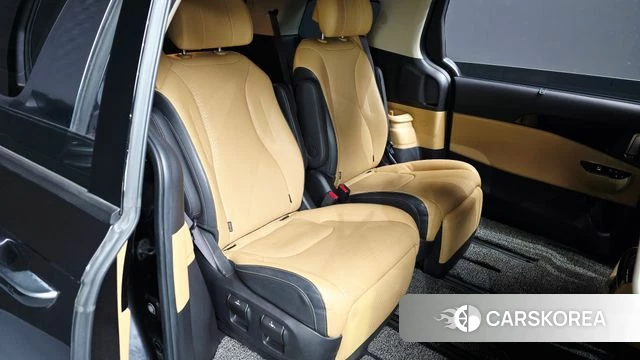 Kia Carnival 4th generation 2021 Серый из Кореи, фото 2