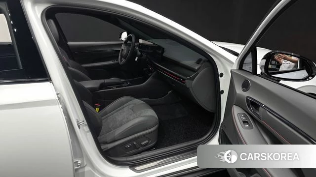 Hyundai Sonata D Edge (DN8) 2024 Белый из Кореи, фото 2