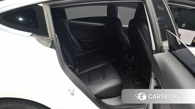 Tesla Model 3 2020 Белый из Кореи, фото 3