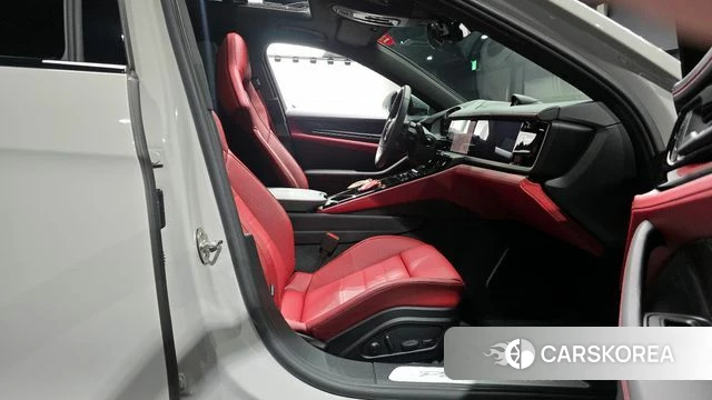 Porsche Panamera (976) 2025 Серебристо-серый из Кореи, фото 2