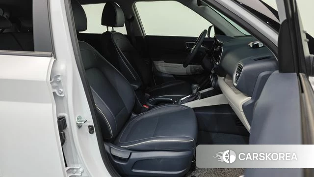 Hyundai Venue 2025 Белый из Кореи, фото 2