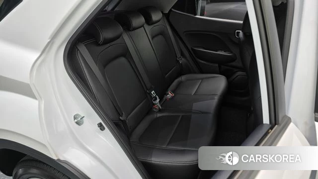 Hyundai Venue 2025 Белый из Кореи, фото 2