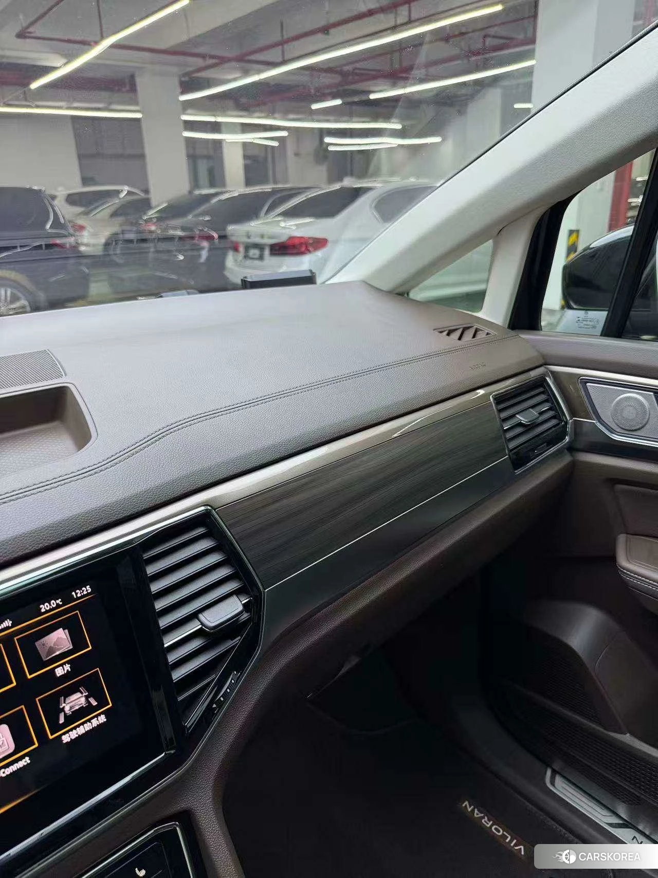 Volkswagen Viloran 2020 Черный из Китая, фото 2