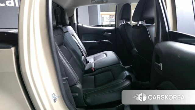 Chevrolet (GM Daewoo) Real New Colorado 2022 Жемчужный цвет из Кореи, фото 2