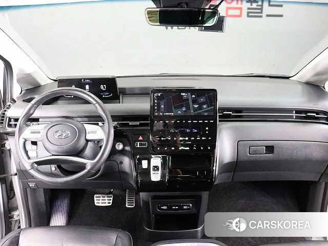 Hyundai Staria 2022 Серебряный из Кореи, фото 2