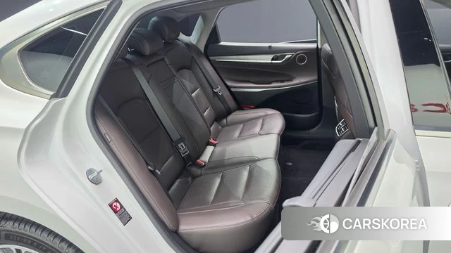 Hyundai Grandeur IG Hybrid 2019 Белый из Кореи, фото 2