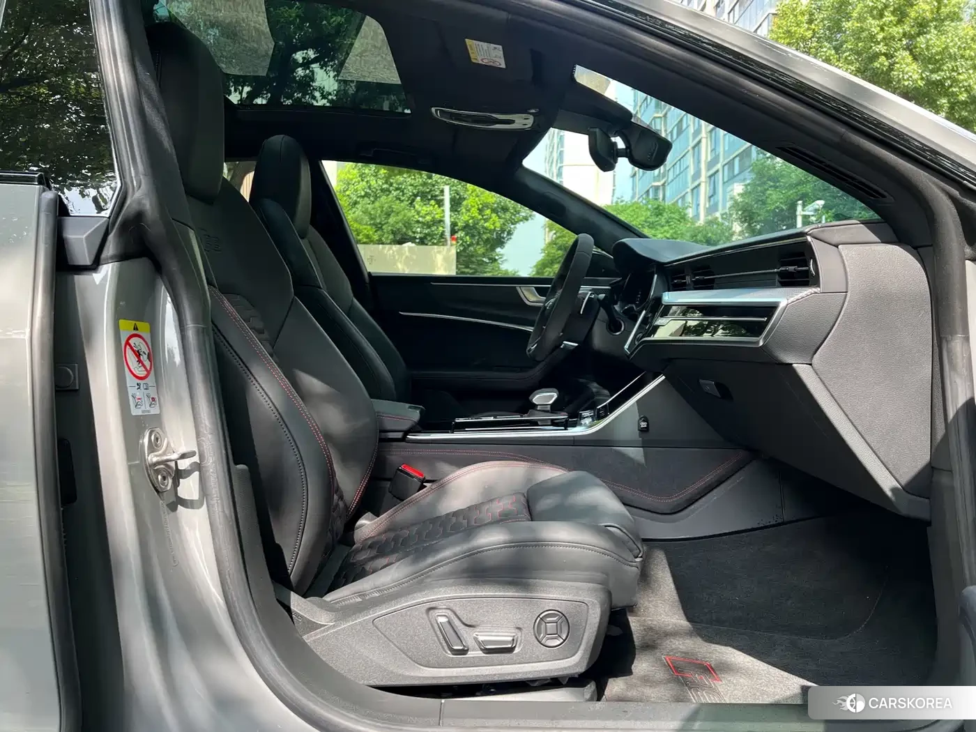 Audi RS 7 2025 Silver/gray из Китая, фото 2