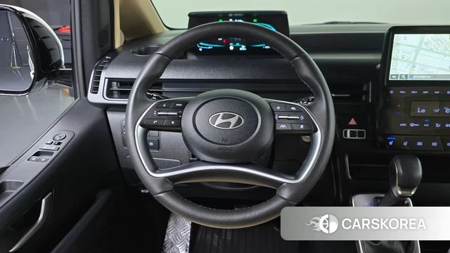 Hyundai Staria 2025 Белый из Кореи, фото 2