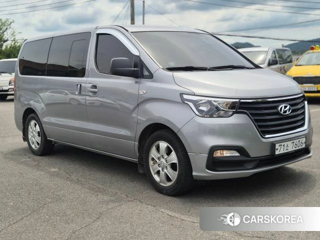 Hyundai The New Grand Starex 2020 Серебристо-серый из Кореи, фото 2