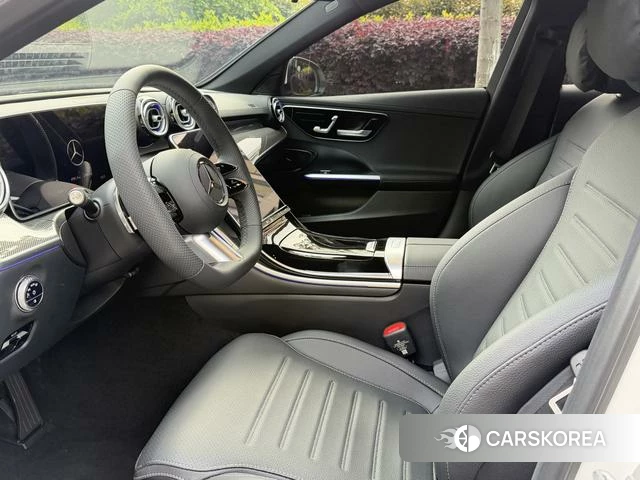 Mercedes-Benz C-class 2025 Белый из Китая, фото 2