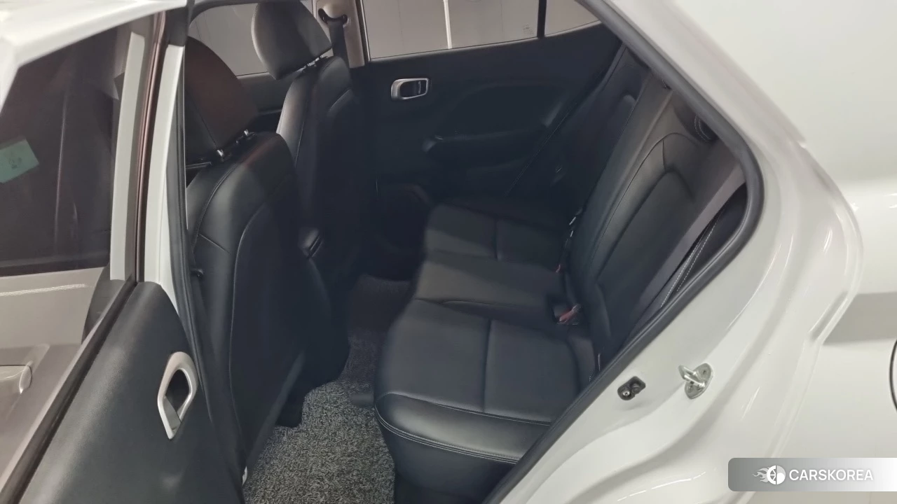 Hyundai Venue 2021 Белый из Кореи, фото 2