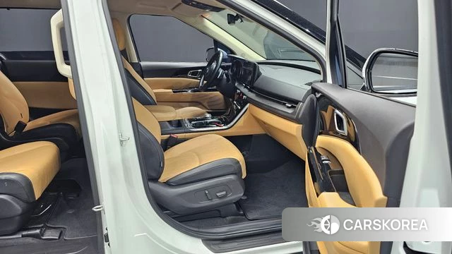 Kia Carnival 4th generation 2020 Белый из Кореи, фото 2
