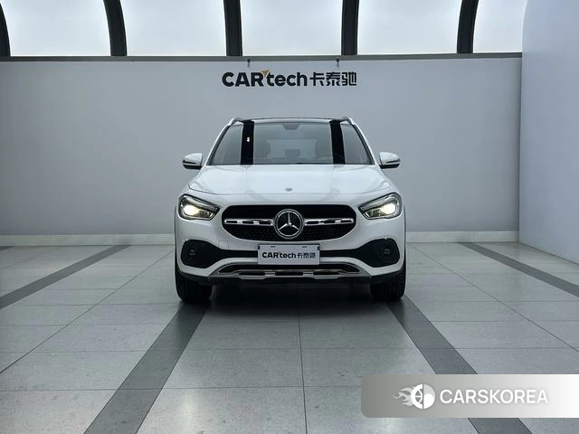 Mercedes-Benz GLA 2020 Белый из Китая, фото 2