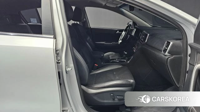Kia Sportage The Bold 2019 Серебряный из Кореи, фото 2