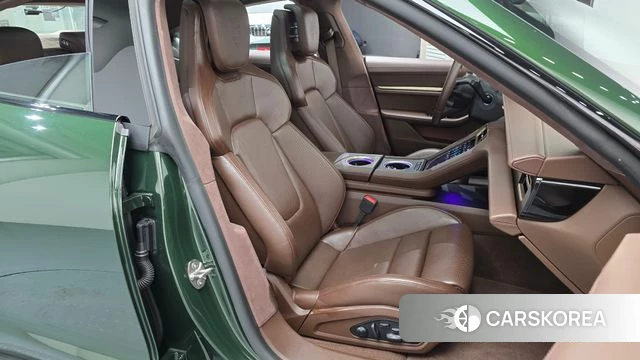 Porsche Taycan 2025 Зеленый из Кореи, фото 2