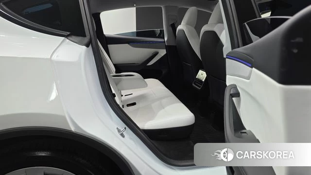 Tesla Model Y 2025 Белый из Кореи, фото 2