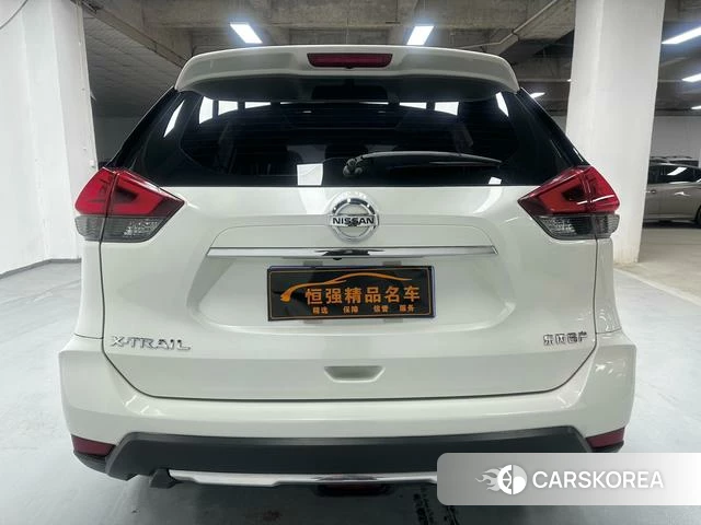 Nissan X-Trail 2021 Белый из Китая, фото 2