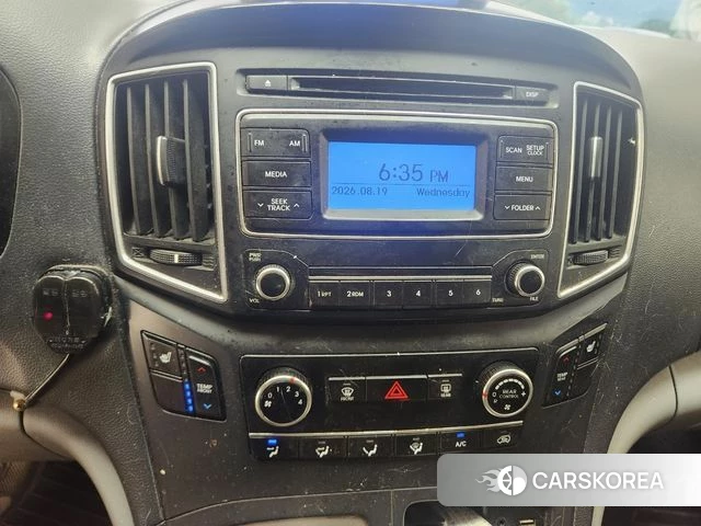 Hyundai The New Grand Starex 2018 Желтый из Кореи, фото 2