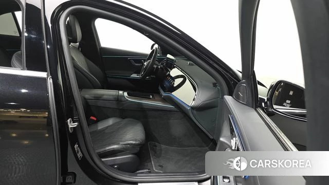 Mercedes-Benz E-Class W214 2026 Черный из Кореи, фото 2