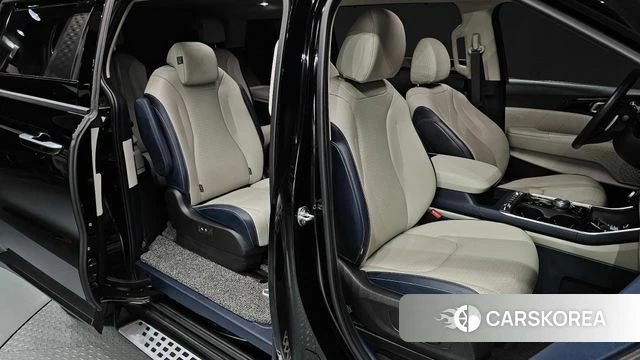 Kia The New Carnival 4th Generation 2024 Черный из Кореи, фото 2