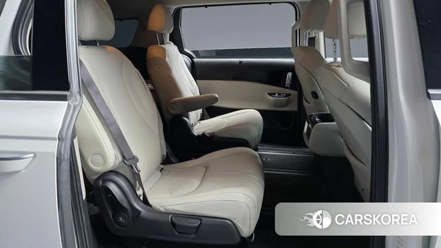 Kia Carnival 4th generation 2023 Белый из Кореи, фото 2