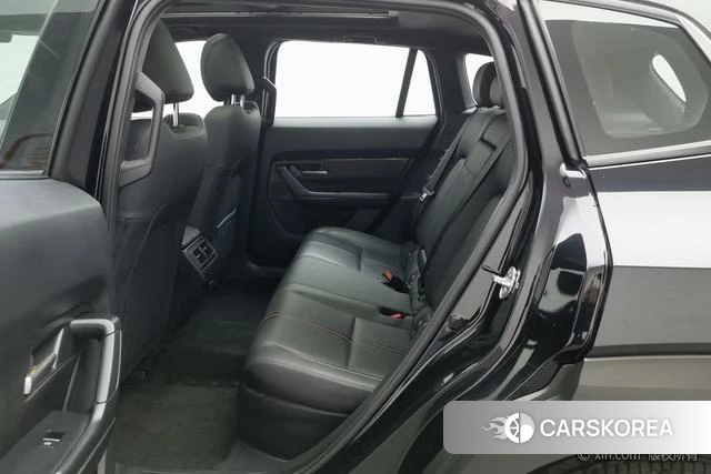 Mazda CX-50 2023 Черный из Китая, фото 2