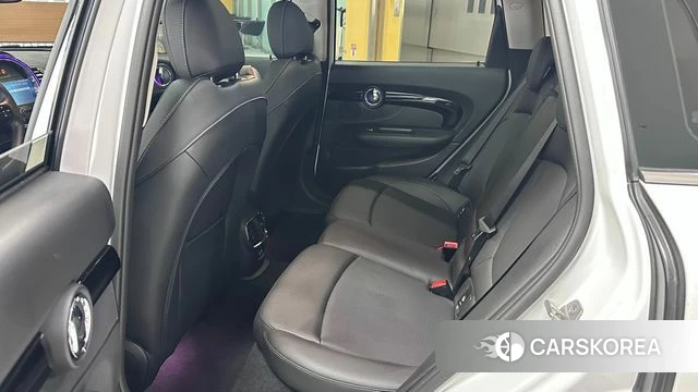 Mini Cooper Clubman 2023 Белый из Кореи, фото 2
