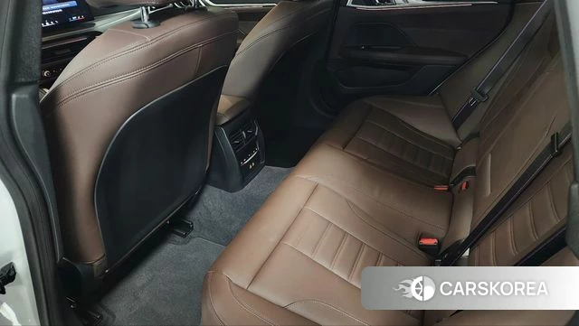 BMW 4 Series (G22) 2026 Белый из Кореи, фото 2