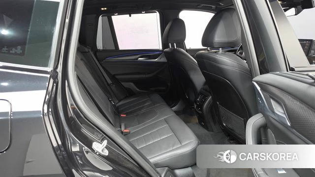 BMW X3 (G01) 2022 Черный из Кореи, фото 2