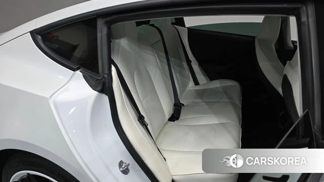 Tesla Model 3 2020 Белый из Кореи, фото 2