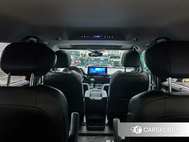 Toyota Sienna 2023 Черный из Китая, фото 2
