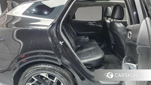 Kia Sportage 5th Generation 2021 Черный из Кореи, фото 2
