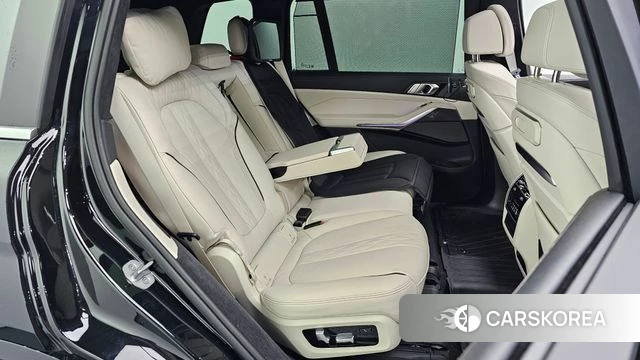 BMW X7 (G07) 2026 Черный из Кореи, фото 2