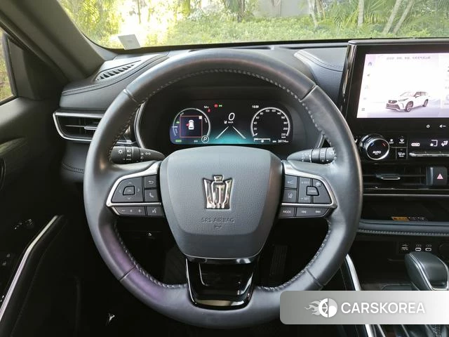 Toyota Crown 2024 Черный из Китая, фото 2