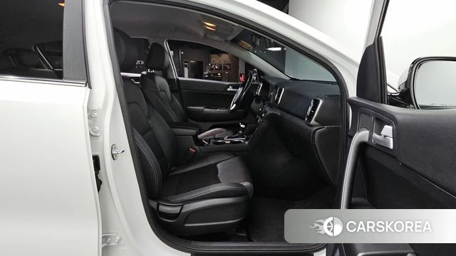 Kia Sportage 4th Generation 2018 Белый из Кореи, фото 2