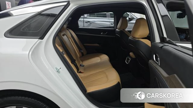 Kia K5 3rd generation 2022 Белый из Кореи, фото 2