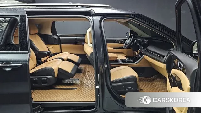 Kia Carnival 4th generation 2022 Серый из Кореи, фото 2