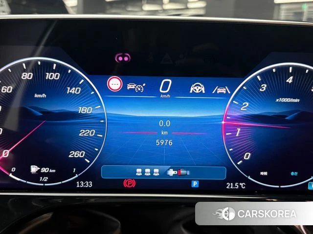 Mercedes-Benz E-Class W214 2025 Белый из Кореи, фото 2