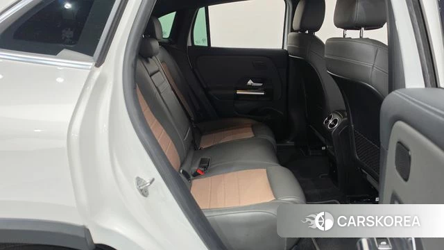 Mercedes-Benz EQA H243 2021 Белый из Кореи, фото 2