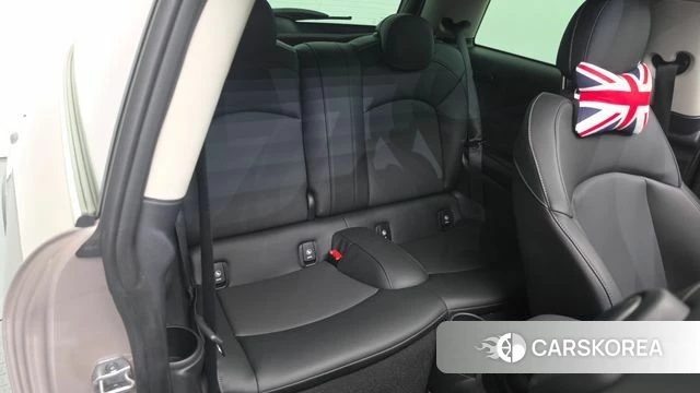 Mini Cooper 2023 Песочный из Кореи, фото 2